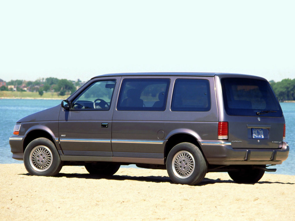 Plymouth Voyager technical specifications and fuel economy